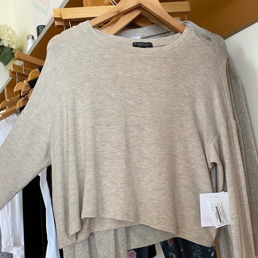 Beyond Yoga sweater